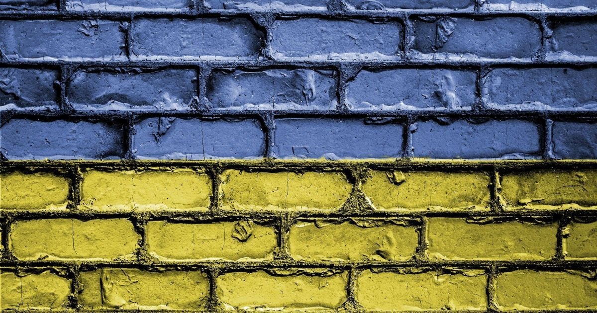 Услышали сигнал сирены: что дальше, что делать, если рядом нет бомбоубежища?