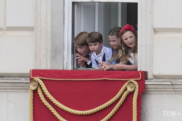 Парад Trooping the Colour на честь платинового ювілею королеви Єлизавети II / © Associated Press