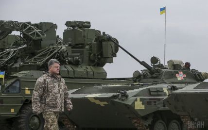 Порошенко поручил украинскому ОПК разработать новое ракетное вооружение