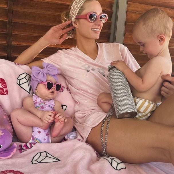 Періс Гілтон з донькою / © instagram.com/parishilton