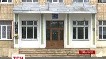 14-летний мальчик нанес больше десятка ножевых ранений репетиторше во время занятия