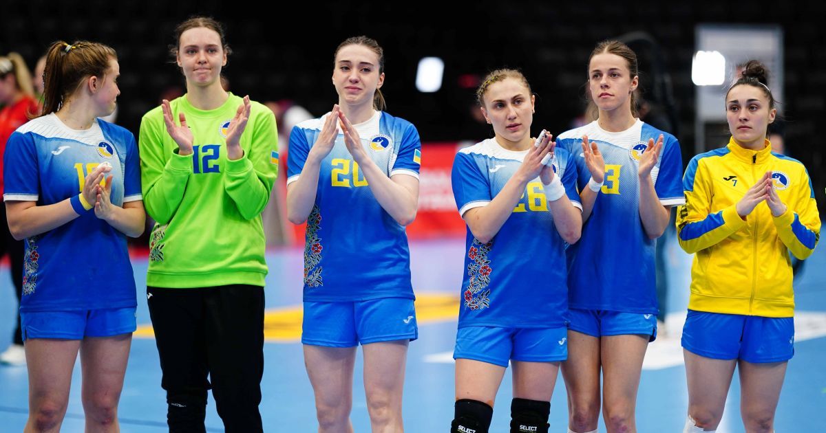 Жіноча збірна України з гандболу здобула розгромну перемогу на старті відбору до ЧС-2023