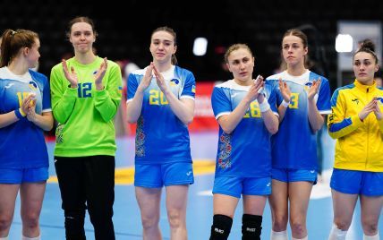 Женская сборная Украины по гандболу одержала разгромную победу на старте отбора в ЧМ-2023