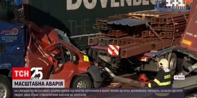 Через негоду у Чехії зіткнулися 40 машин | Новини світу