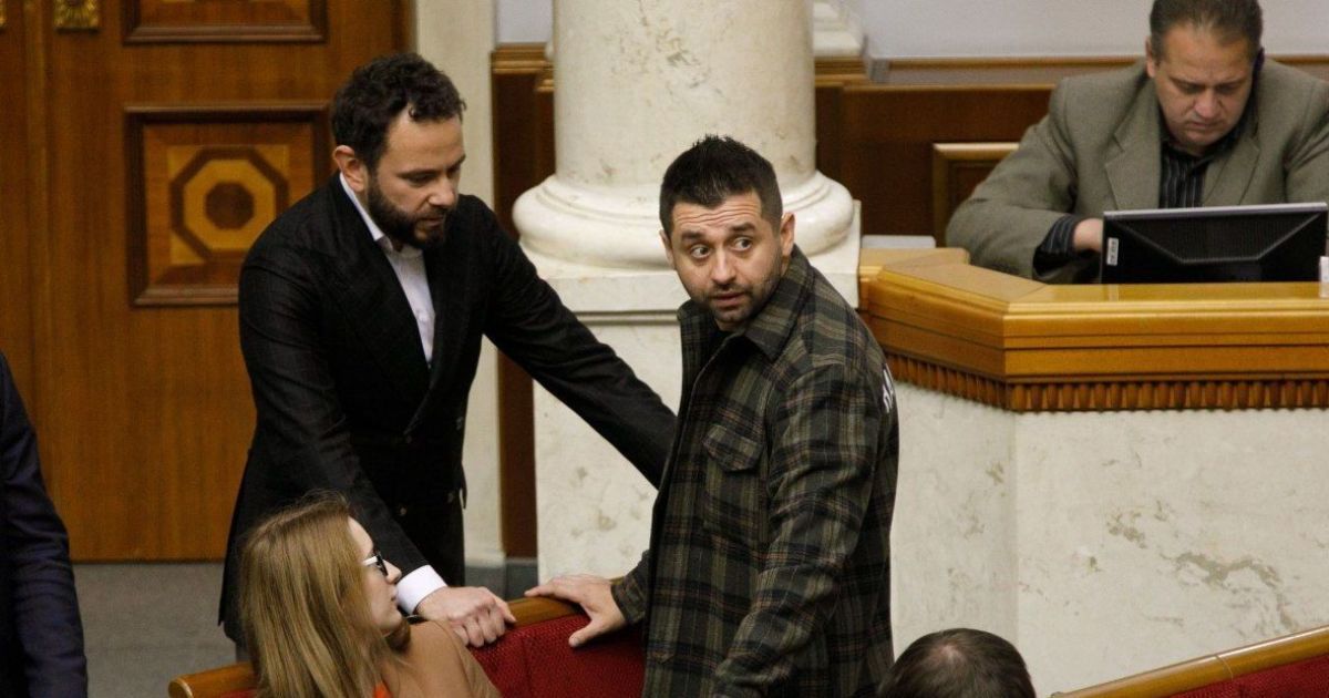 Арахамія вважає, що Дубінський повинен зайнятися "наведенням порядку в партії"
