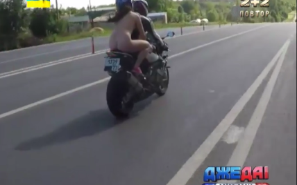 Девушка на мотоцикле голая - порно фото nordwestspb.ru
