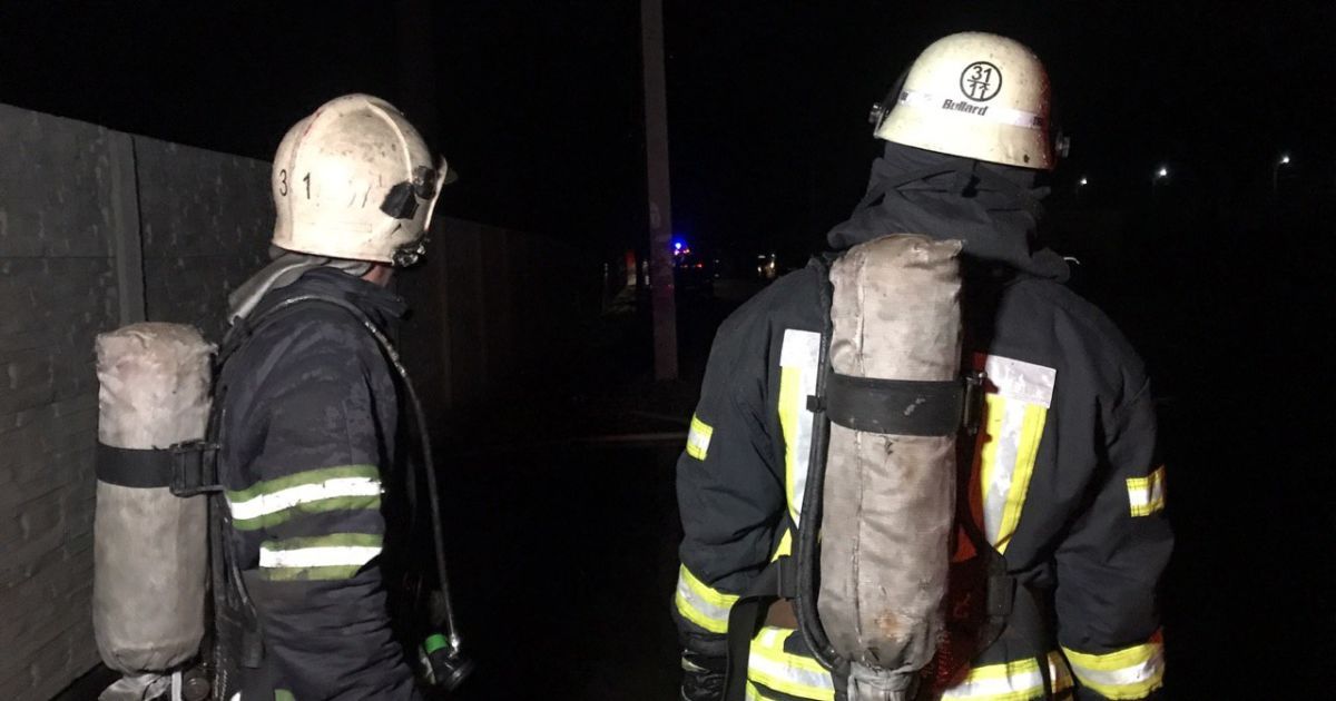 У спальному районі Києва сталася пожежа в багатоповерхівці