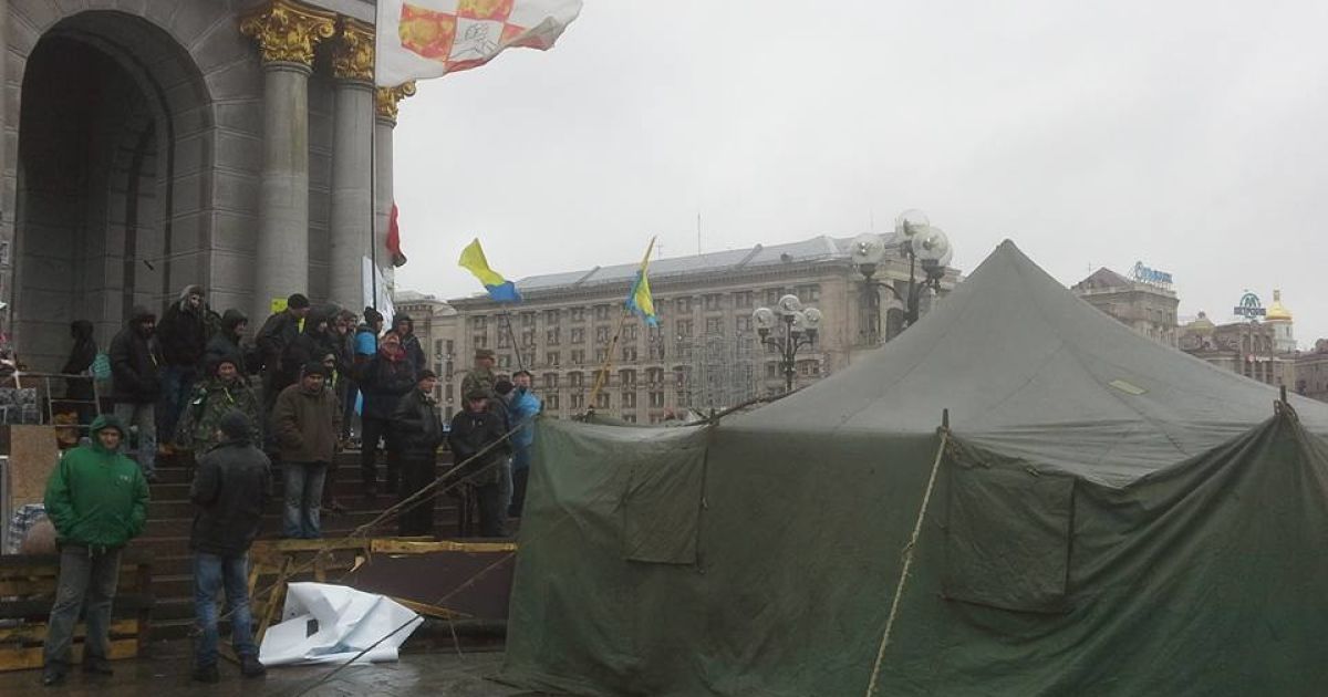 На Майдане произошла стычка