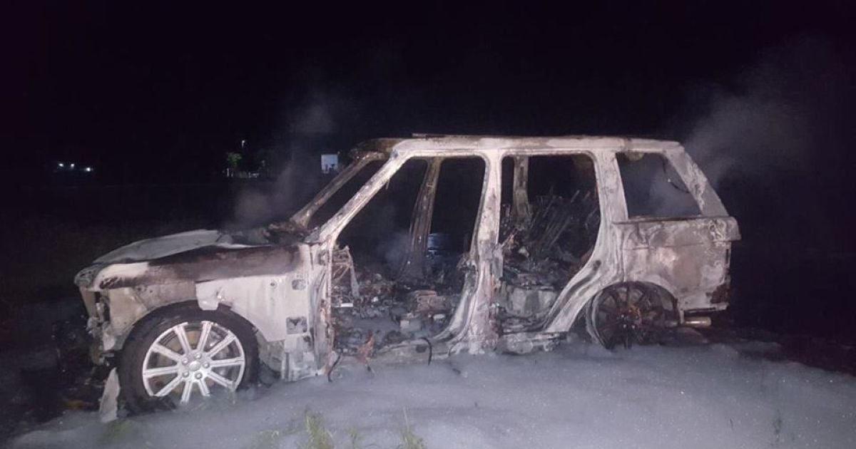 В Херсоне неизвестные напали на ювелирный магазин и сожгли свою машину во время побега от полиции