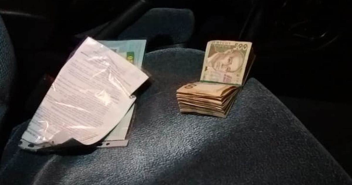 В Киеве заместителя председателя Печерского района задержали на взятке в 20 тыс. грн
