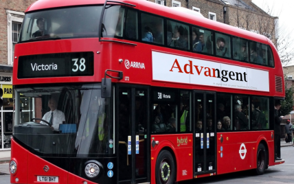 Лондонские двухэтажные автобусы переведут на электротягу