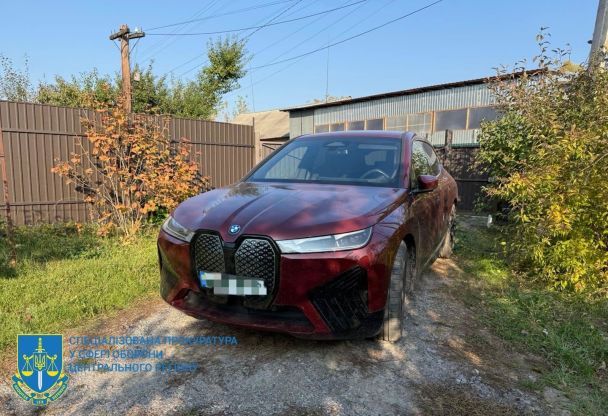 У Києві затримали трьох посадовців Голосіївського ТЦК та трьох цивільних, які допомагали ухилянтам