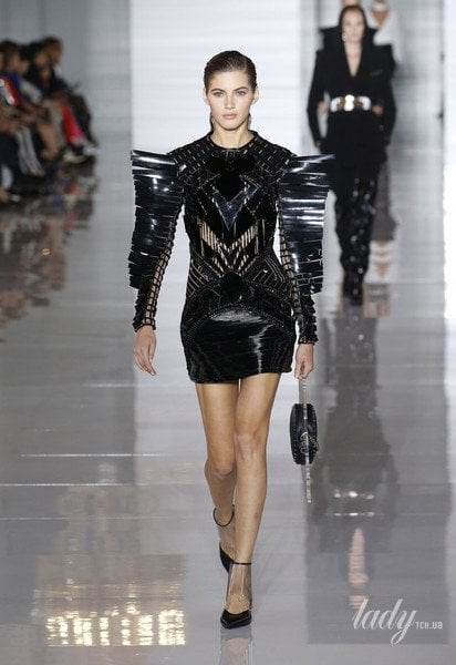 Коллекция Balmain прет-а-порте сезона весна-лето 2019 / © East News