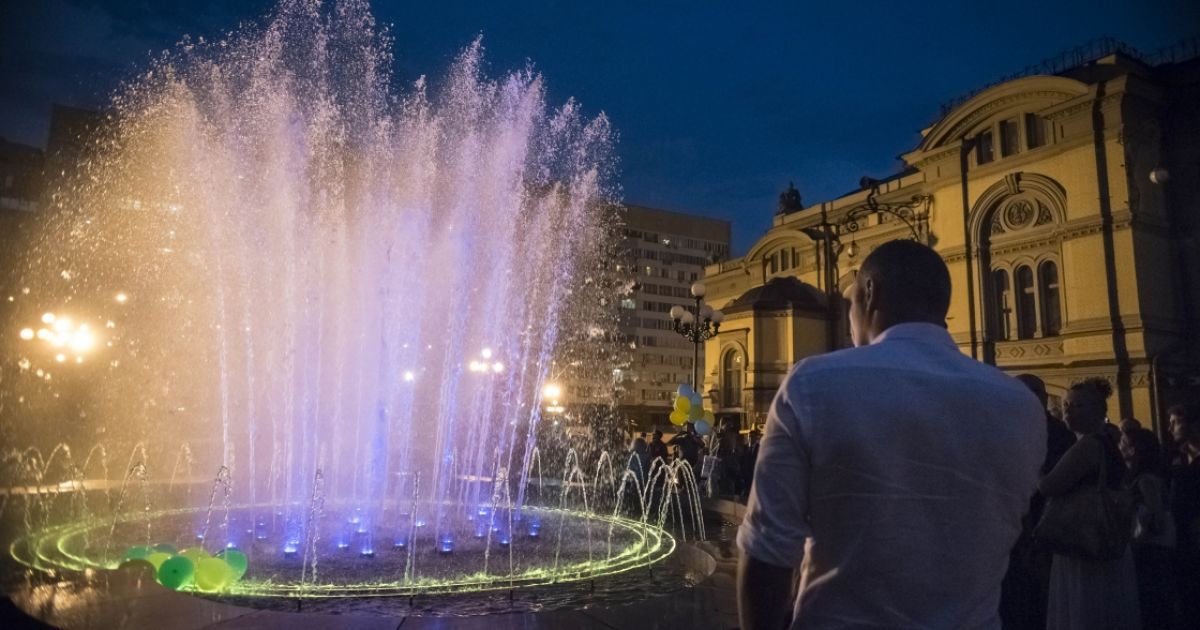 фонтан біля оперного театру в Києві_5 / © КМДА
