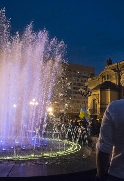 У Києві відкрили новий-старий світло-музичний фонтан