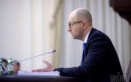 Луценко объяснил, почему Рада не отправит Яценюка в отставку