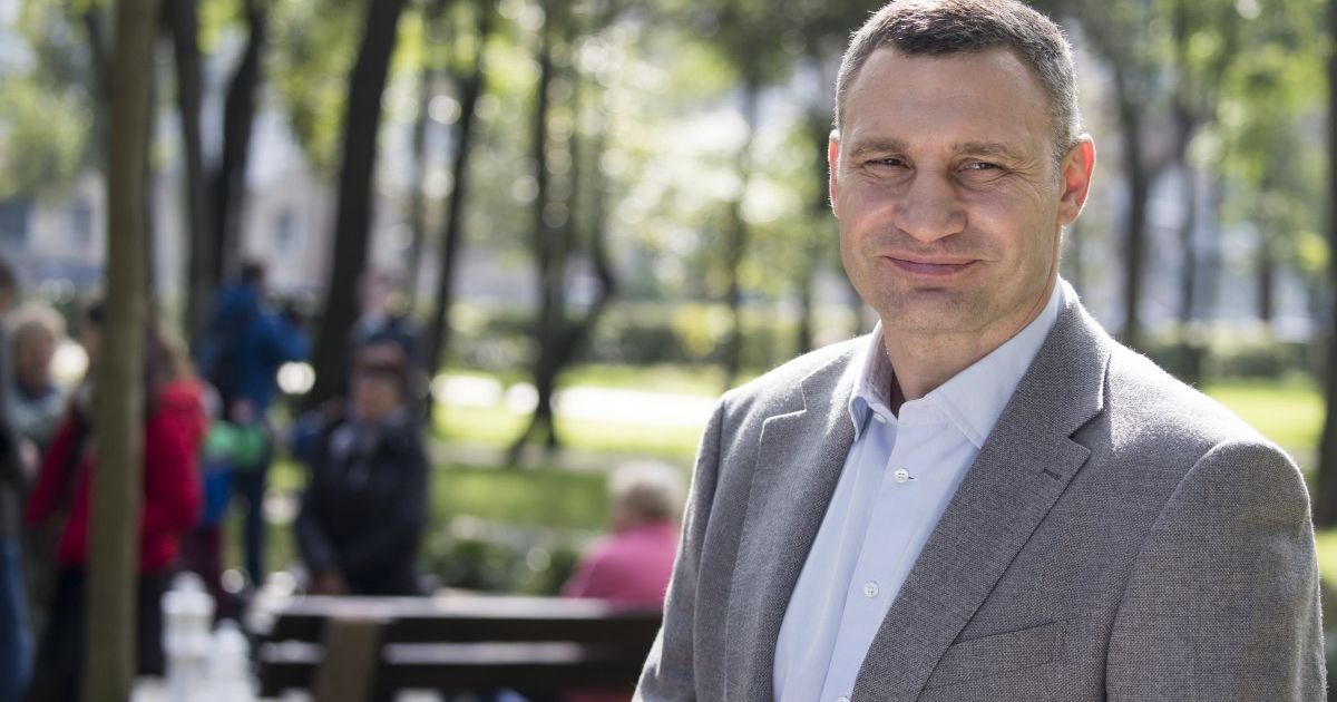 Кличко отреагировал на скандальное видео с тостом за Столара