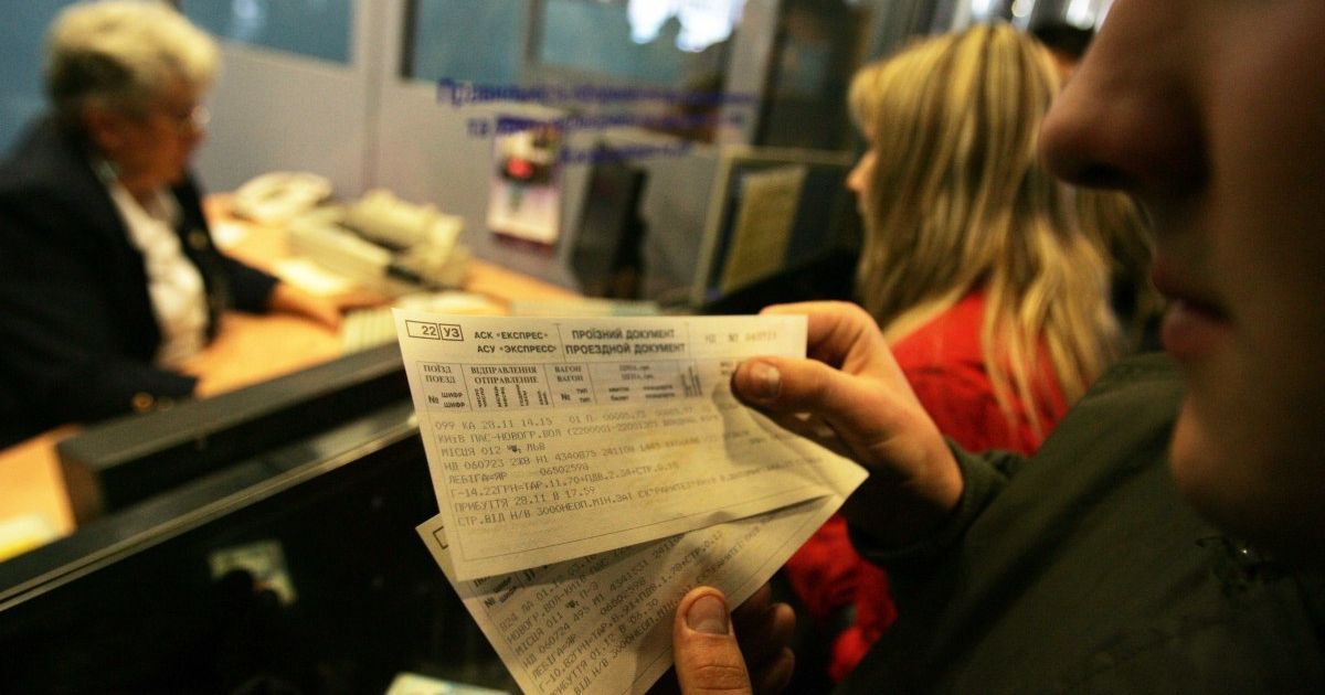 "Укрзализныця" вернула деньги за более чем 640 тысяч билетов и ждет обращений еще 100 тысяч пассажиров