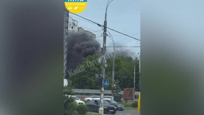В Киеве на Голосеевском проспекте горело здание