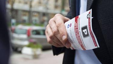 Кличко бореться з хаотичним паркуванням на Хрещатику / © facebook/Віталій Кличко