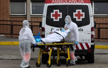 "Худшая атака на нашу страну": Трамп заявил, что Китай мог остановить пандемию коронавируса