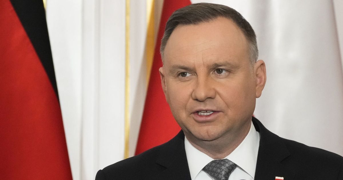 Рейтинг зарубежных лидеров: кому украинцы доверяют больше всего, а кому — меньше (инфографика)