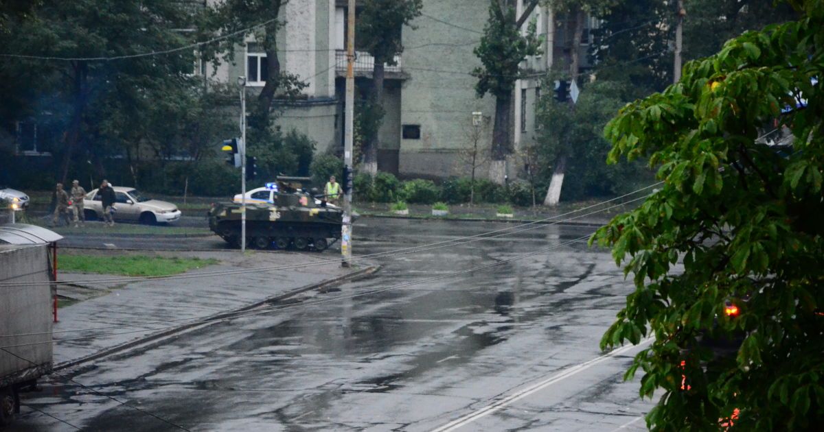 військова техніка їде на парад_5 / © ТСН.ua