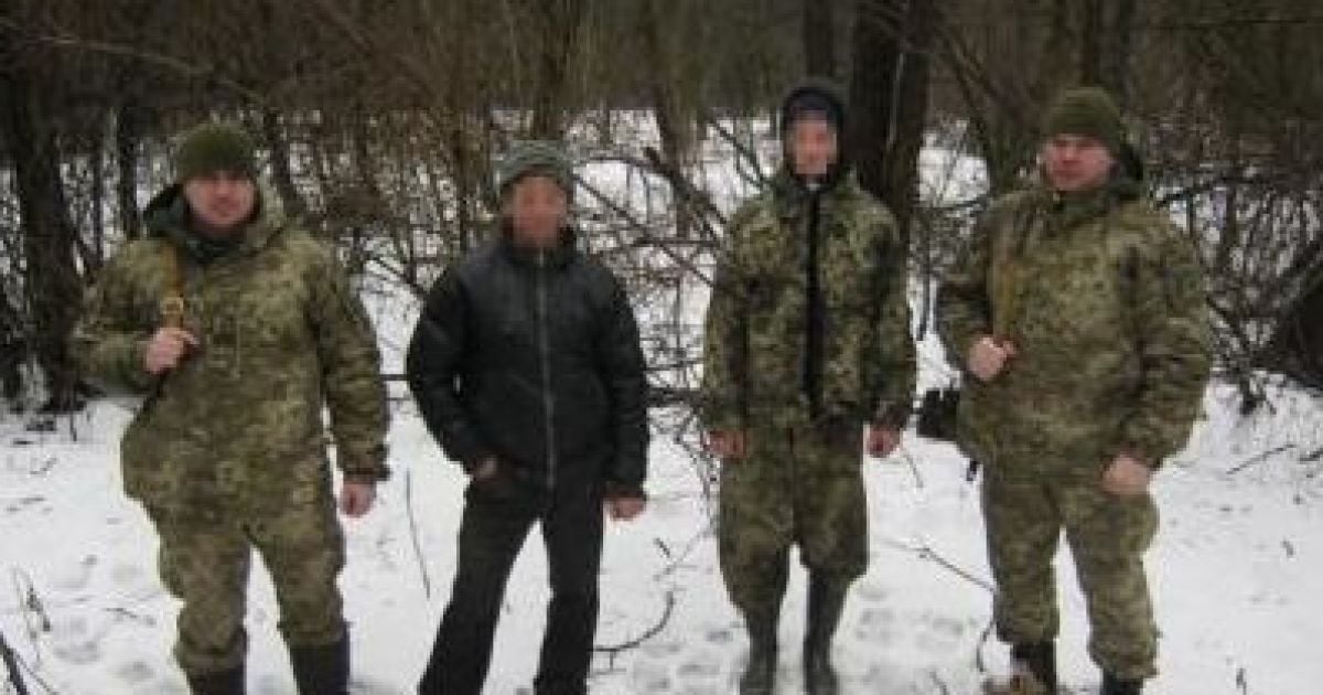 На Сумщине задержали двух россиян, которые хотели пробраться в Украину