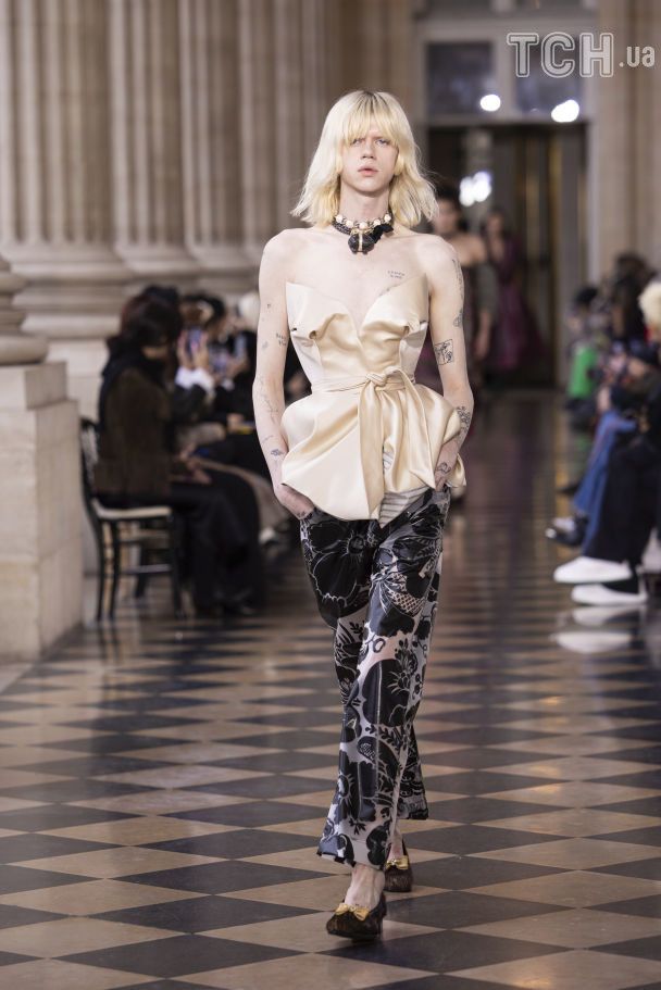 Показ коллекции Vivienne Westwood осень-зима 2023-2014 / © Associated Press