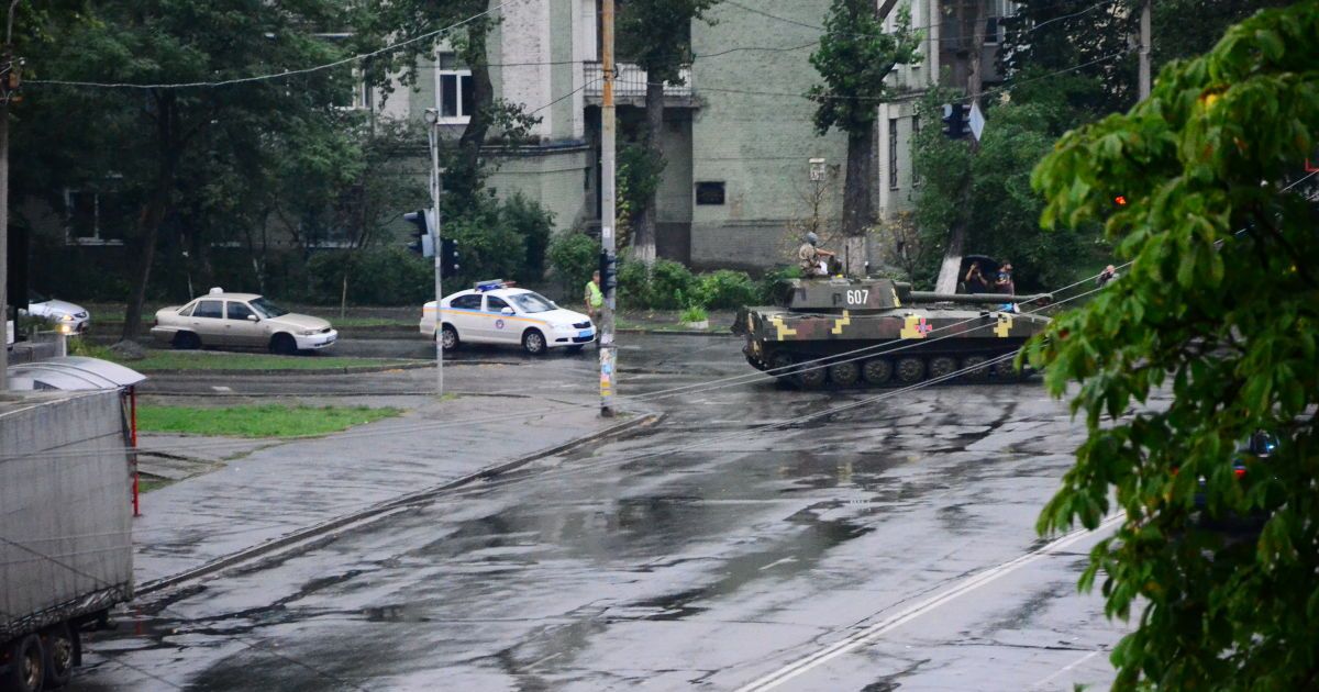 військова техніка їде на парад_7 / © ТСН.ua