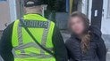 В Киеве женщина устроила драку на Аллее Героев: что стало причиной (видео)