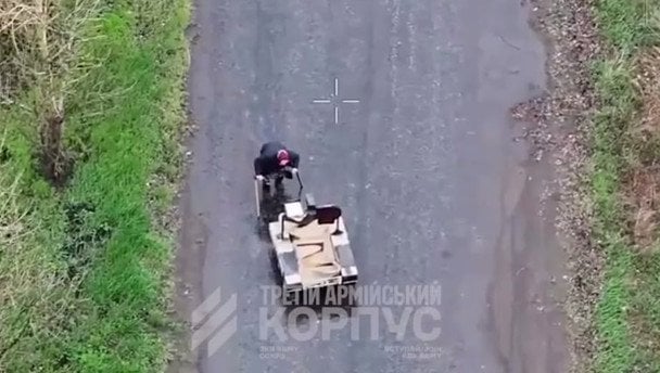 "Думала, не виживу": історія 77-річної бабусі, яку вважали загиблою після удару РФ