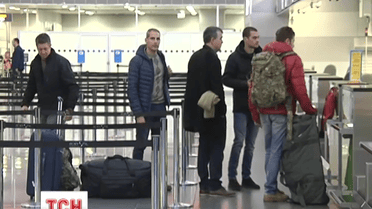 Мужчинам не запретили выезжать за границу