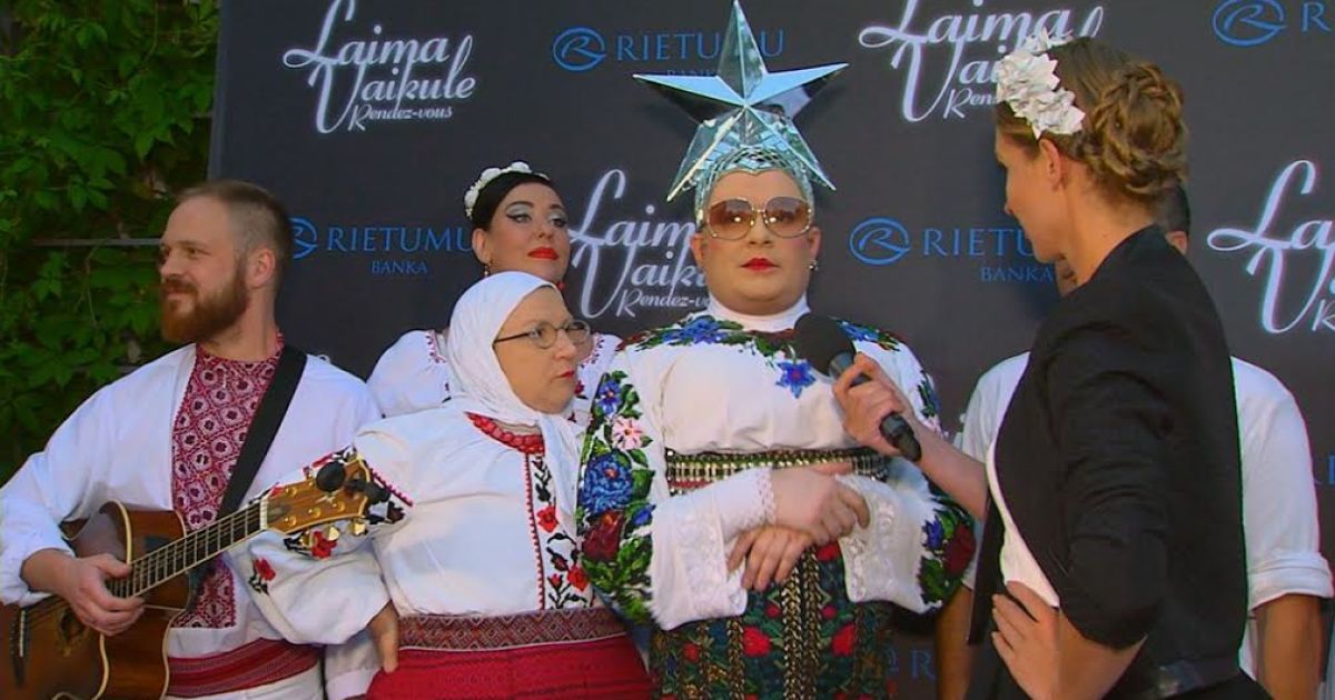 Катя Осадчая пообщалась с гостями фестиваля "Рандеву"