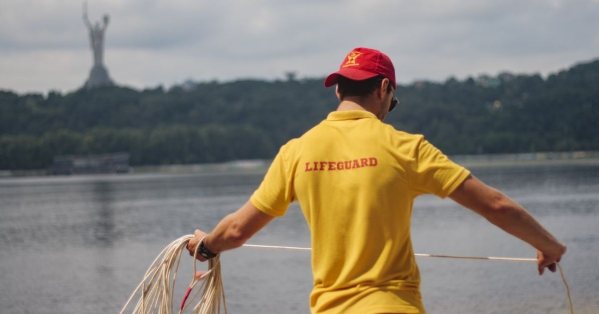 Рятувальники Kyiv Lifeguard Service завершили сезонну роботу на пляжах Києва / © kyivcity.gov.ua