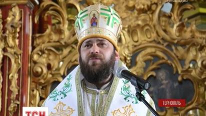 Алкоголь, девушки и драка: одного из самых влиятельных иерархов УАПЦ заметили в ночном клубе Тернополя