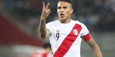 Лучший бомбардир сборной Перу дисквалифицирован за употребление кокаина