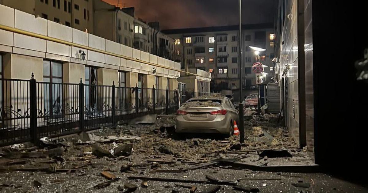 Следствия "прилетов" по гостинице "Донбасс Палас"/Скриншот