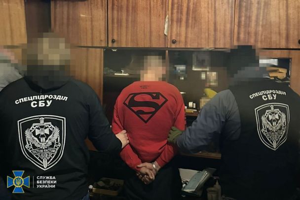 СБУ задержала поджигателей объектов "Укрзализныци" и "Укрпочты"/Фото: телеграм-канал СБУ