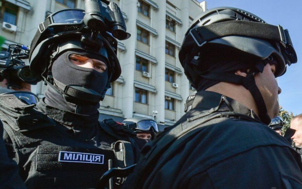 Служащие нового правоохранительного подразделения спецназовцев в Одессе. Новая полиция получит спецназ "КОРД", который будет создаваться по принципу американского SWAT и будет главным ударным подразделением полиции по борьбе с организованной и вооруженной преступностью. / © УНИАН