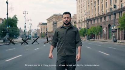 Зеленский записал обращение с Крещатика в День победы над нацизмом