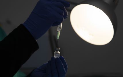 Молдова отримала від Румунії перші COVID-вакцини від AstraZeneca
