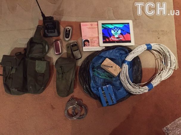 Вилучена у квартирі "Терези" вибухівка / © ТСН.ua