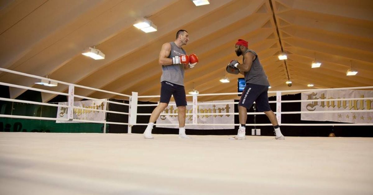 Владимир Кличко завершает подготовку к бою против Фьюри. Фото:michaelsterlingeaton.com / © Фейсбук Владимира Кличко