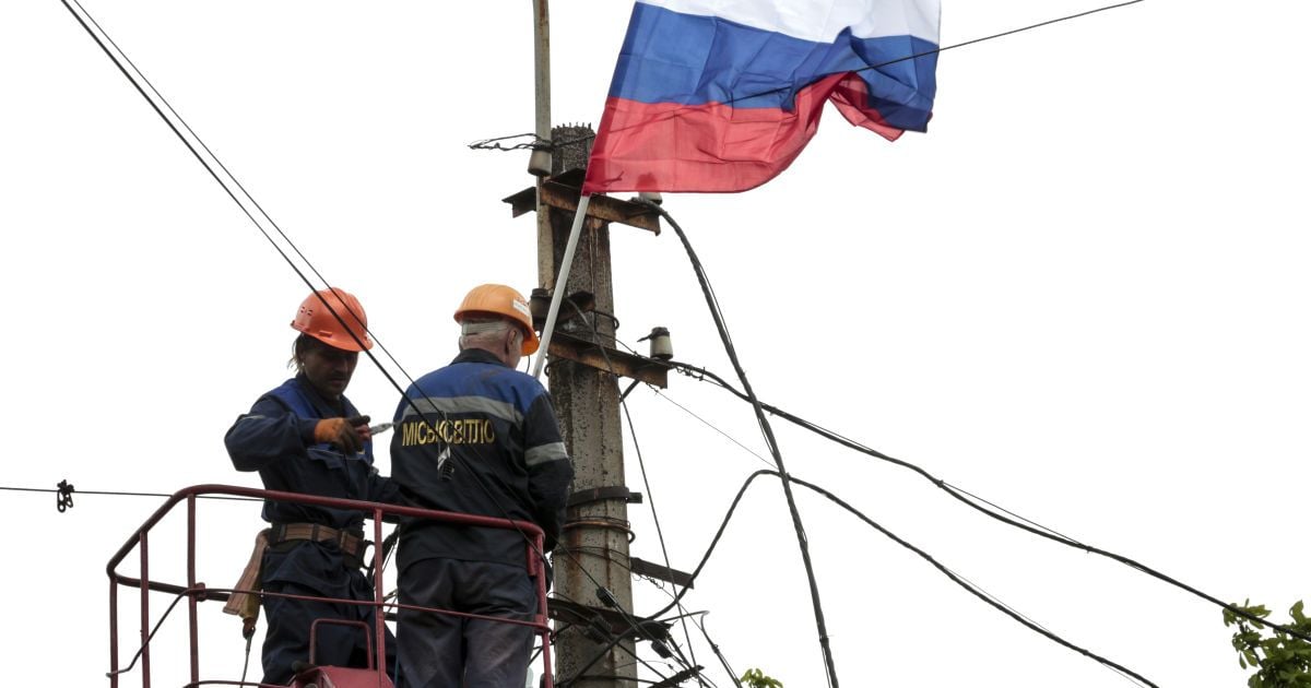 Після удару ЗСУ по базі росіян у Мелітополі місцеві колаборанти бояться ходити на роботу - мер