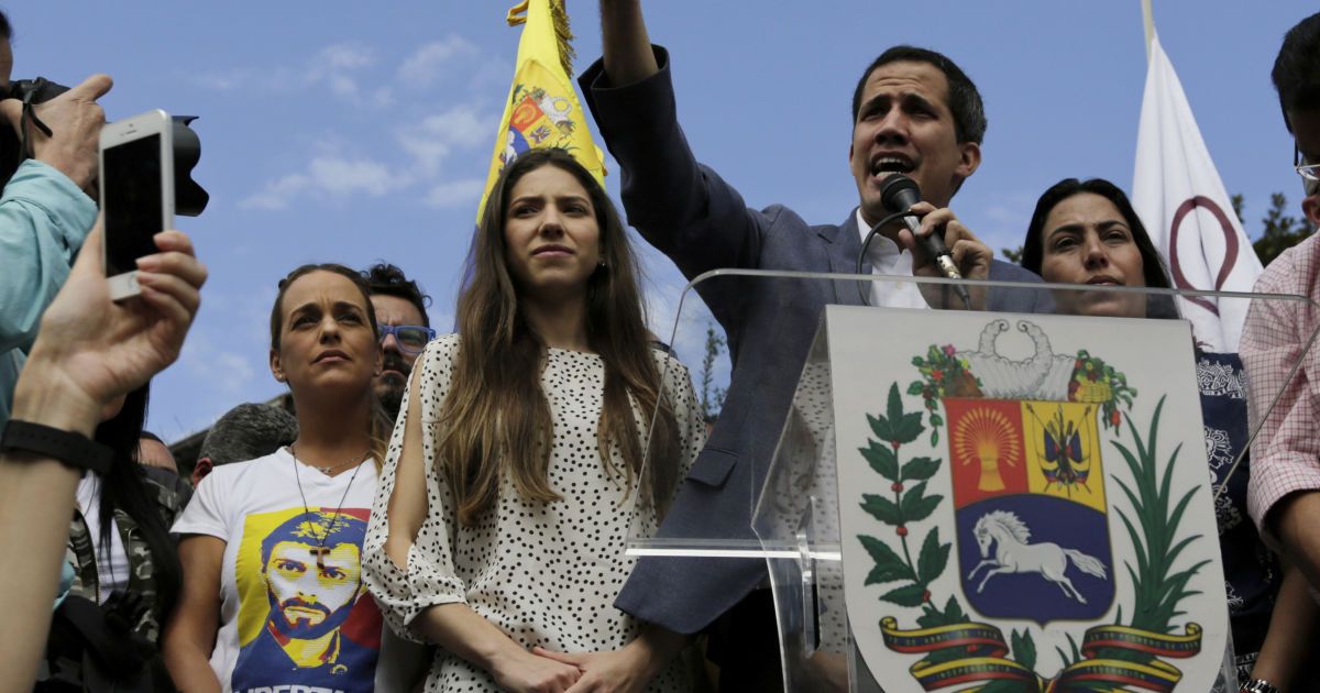 19 стран ЕС признали Гуайдо временным президентом Венесуэлы