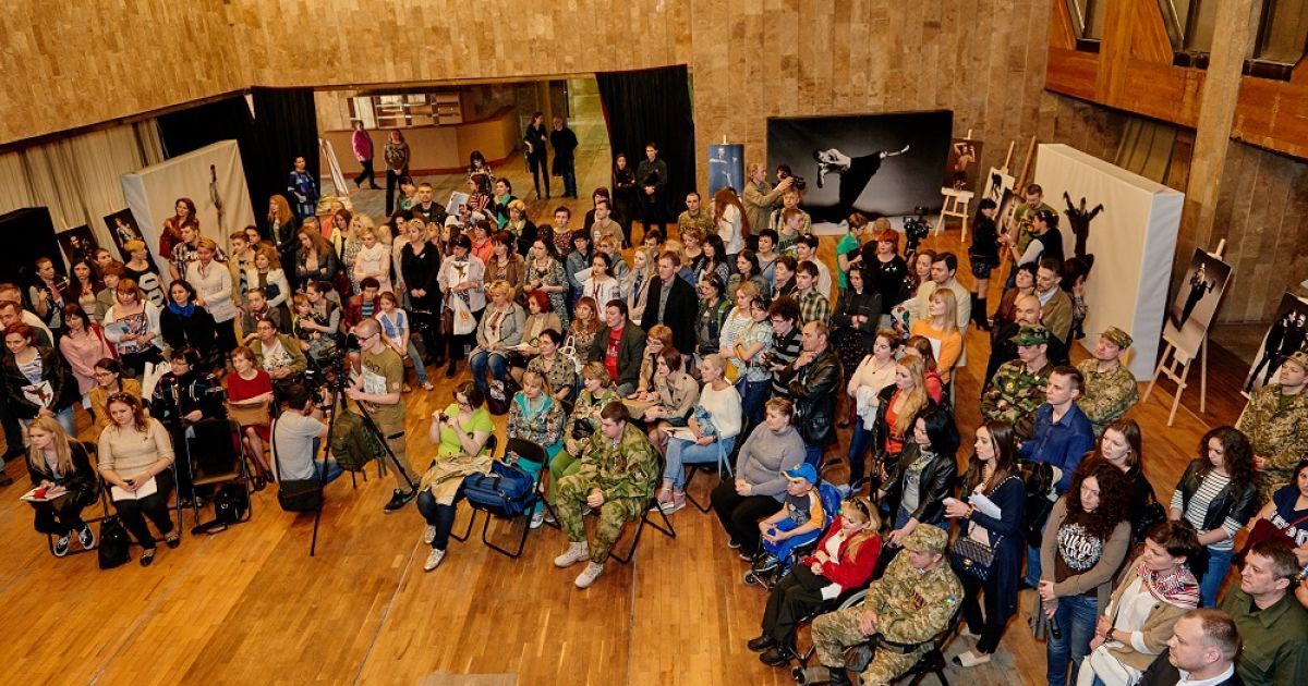 Проект &laquo;Пеерможці&raquo; представили в Харькове / © пресс-служба канала "1+1"