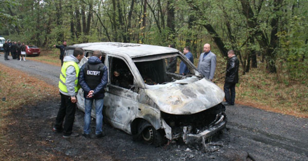 Міліція оприлюднила перші подробиці та фото згорілого авто із загиблими інкасаторами на Чернігівщині / © УМВС у Чернігівській області