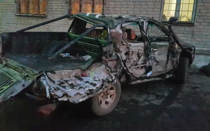 Бойцы АЗОВА уничтожили российский танк на Mitsubishi L200 (видео)