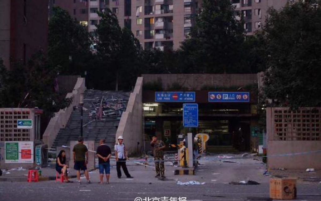 Взрывная волна выбила окна в ближайших домах. / © twitter.com/shanghaiist